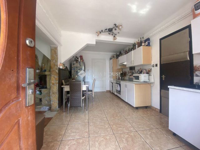 Eladó családi ház, Budapesten, XVIII. kerületben 89.9 M Ft