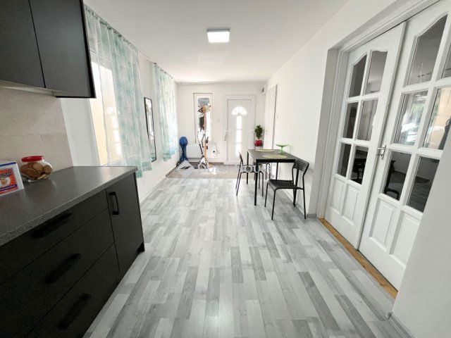 Eladó téglalakás, Budapesten, XX. kerületben 37.9 M Ft, 3 szobás