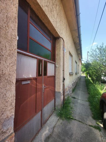 Eladó családi ház, Gyöngyösön 50 M Ft, 4 szobás