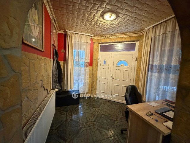 Eladó családi ház, Bátonyterenyén 68 M Ft, 4 szobás