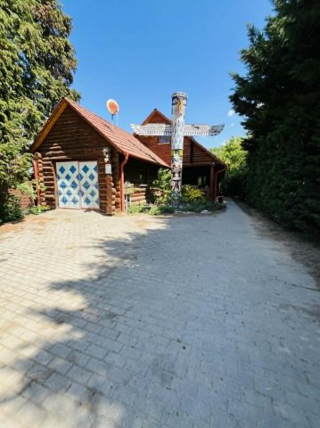 Eladó családi ház, Dunaalmáson 92.5 M Ft, 5 szobás