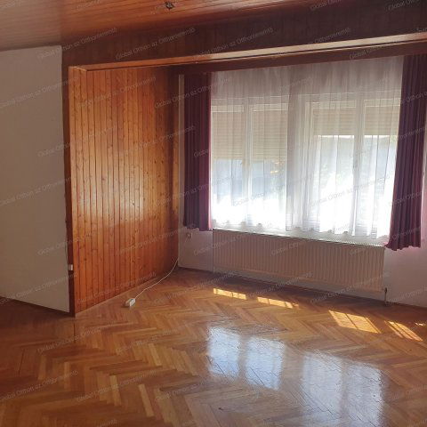 Eladó családi ház, Mosonmagyaróváron 45.5 M Ft, 3 szobás