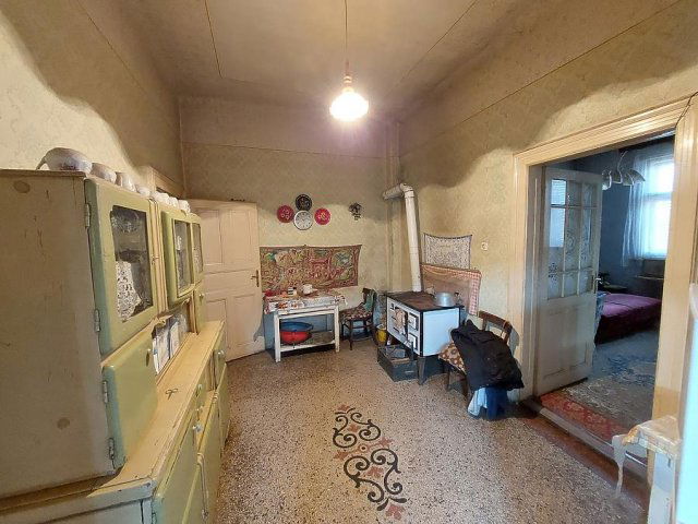 Eladó családi ház, Budapesten, XV. kerületben 68 M Ft, 3 szobás
