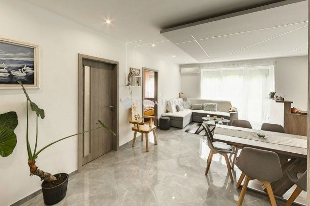 Eladó családi ház, Kecskeméten 79.9 M Ft, 4 szobás