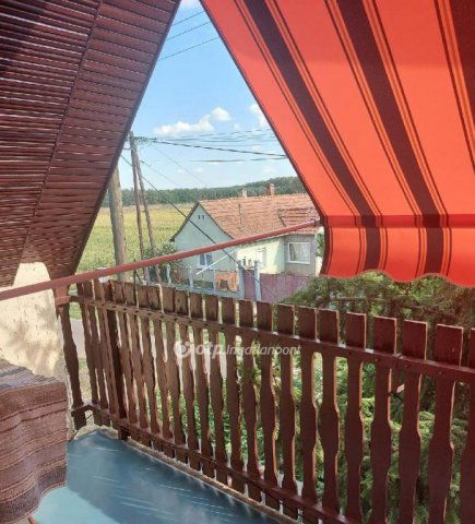 Eladó családi ház, Sárándon 53.99 M Ft, 3 szobás