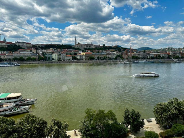 Kiadó téglalakás, albérlet, V. kerületben, Széchenyi utcában