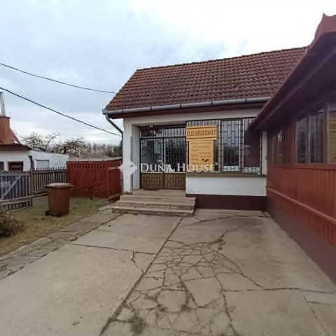 Eladó üzlethelyiség, Kecskeméten 130 M Ft / költözzbe.hu