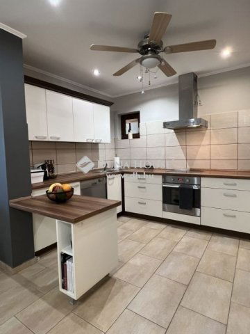 Eladó családi ház, Ócsán 147 M Ft, 4 szobás