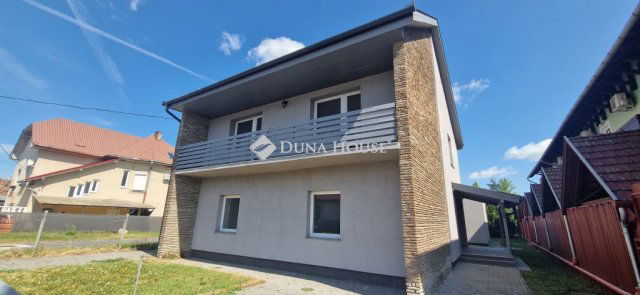 Eladó téglalakás, Balatonmáriafürdőn 89 M Ft, 3 szobás