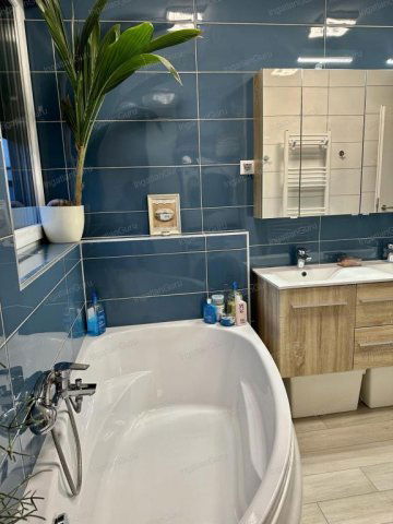 Eladó téglalakás, Kecskeméten 130 M Ft, 4 szobás