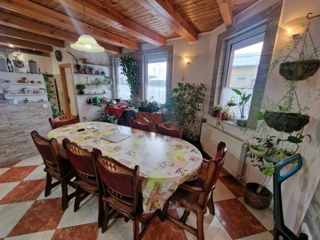 Eladó ikerház, Szigetszentmiklóson 96.9 M Ft, 4 szobás