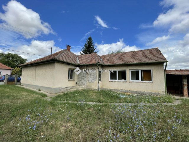 Eladó családi ház, Jobbágyin 27 M Ft, 3 szobás
