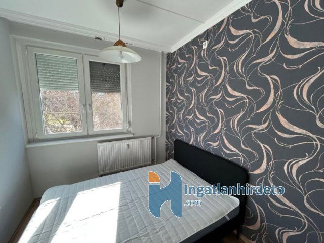 Kiadó panellakás, albérlet, Debrecenben 180 E Ft / hó