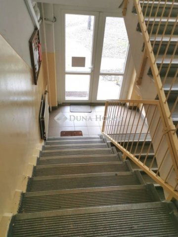 Eladó panellakás, Dorogon 51 M Ft, 3 szobás