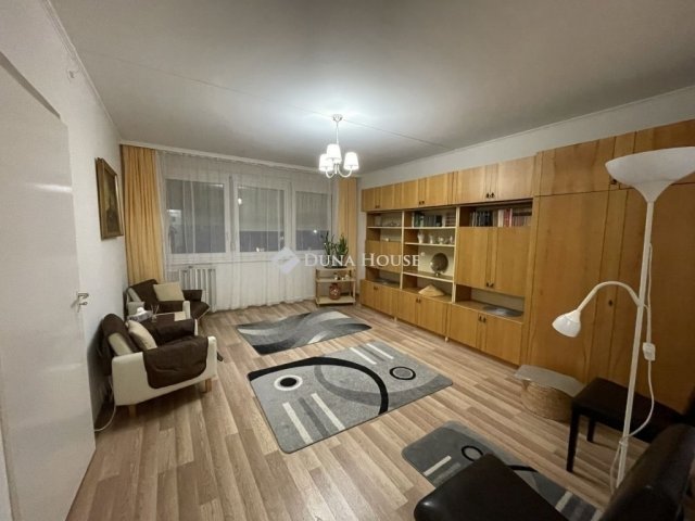 Eladó panellakás, Budapesten, VIII. kerületben 69.9 M Ft