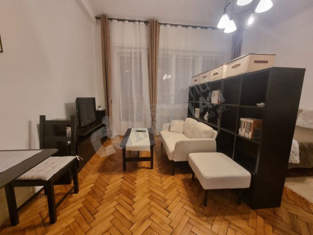 Kiadó téglalakás, albérlet, V. kerületben, Királyi Pál utcában
