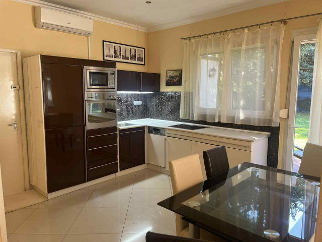 Kiadó családi ház, albérlet, Nagykovácsiban 400 E Ft / hó