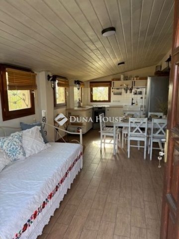 Eladó nyaraló, Balatonendréden 35 M Ft, 2 szobás