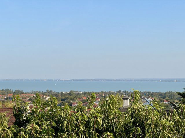Eladó ikerház, Csopakon 128 M Ft, 5 szobás / költözzbe.hu