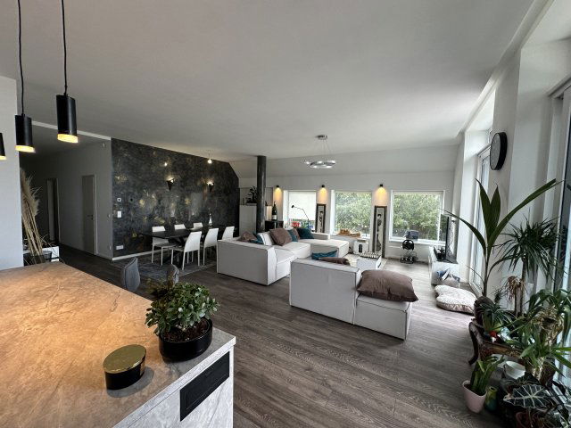 Eladó téglalakás, Budapesten, III. kerületben 373.99 M Ft