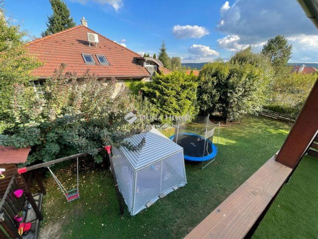 Eladó családi ház, Nagykovácsiban 279 M Ft, 5 szobás