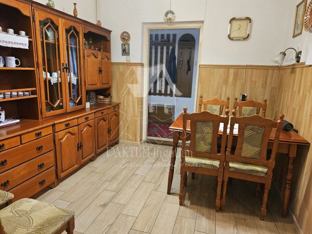 Eladó családi ház, Szolnokon 34 M Ft, 3 szobás
