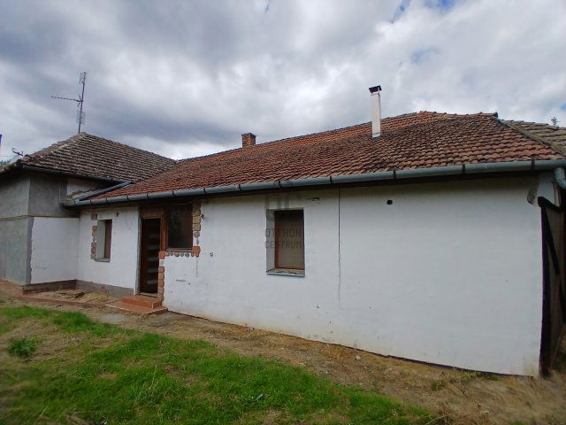 Eladó családi ház, Mindszenten 11.9 M Ft, 4 szobás