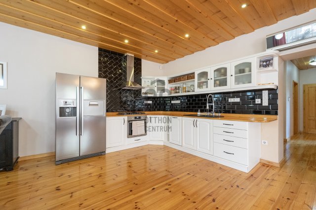 Eladó családi ház, Érden 195 M Ft, 7 szobás