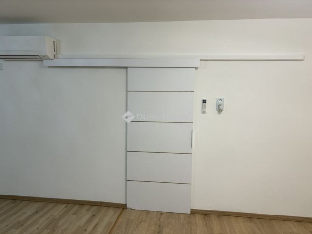 Eladó téglalakás, Budapesten, X. kerületben 51.99 M Ft, 2 szobás