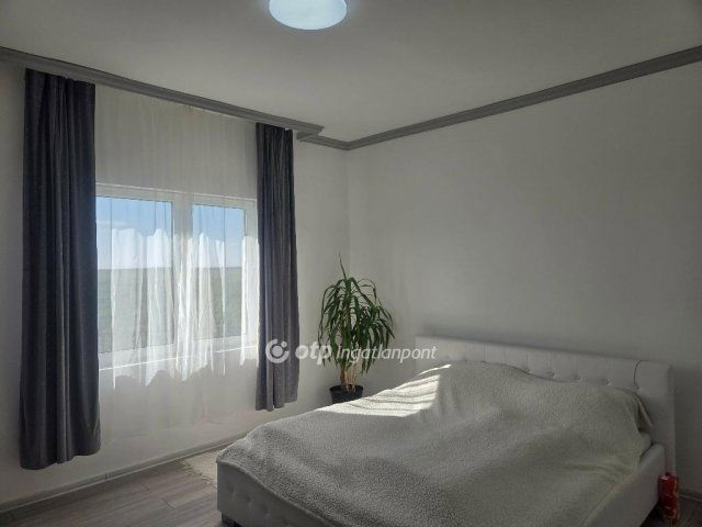 Eladó családi ház, Zagyvarékason 37.5 M Ft, 3 szobás