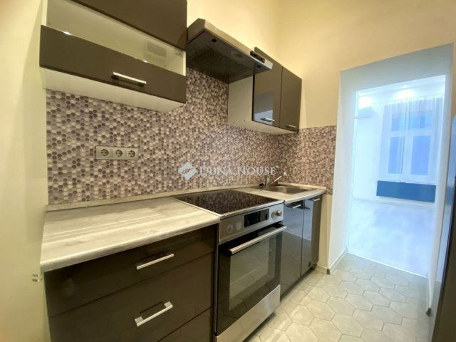 Eladó téglalakás, Budapesten, XIII. kerületben 44.4 M Ft