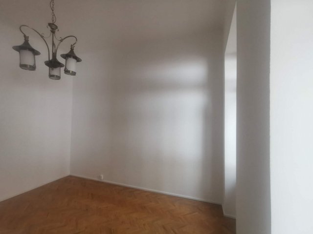 Kiadó téglalakás, albérlet, XIII. kerületben, Radnóti Miklós utcában