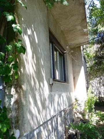 Eladó családi ház, Veszprémben 64.9 M Ft, 5 szobás