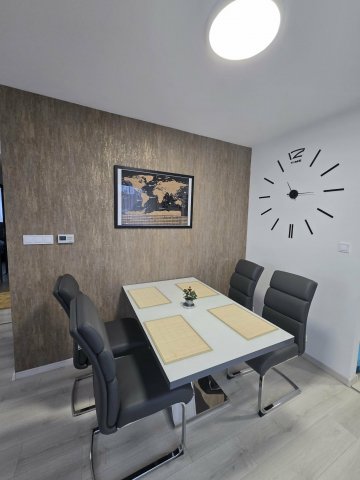 Eladó téglalakás, Mosonmagyaróváron 82.9 M Ft, 3 szobás