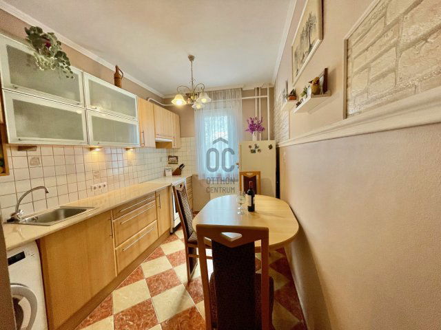 Eladó téglalakás, Sopronban 59.9 M Ft, 3 szobás