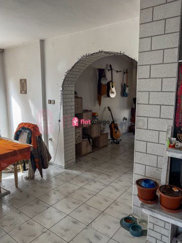 Eladó családi ház, Hosszúhetényen 68.9 M Ft, 3 szobás