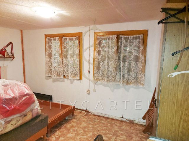Eladó nyaraló, Bölcskén 3.5 M Ft, 1 szobás
