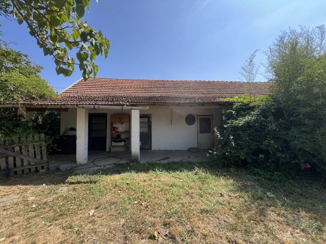 Eladó családi ház, Csökmőn 26.9 M Ft, 4 szobás