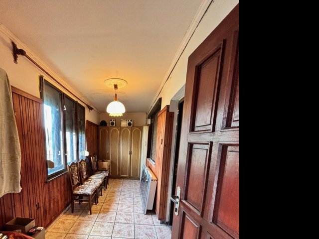 Eladó családi ház, Bárándon 14.99 M Ft, 2 szobás