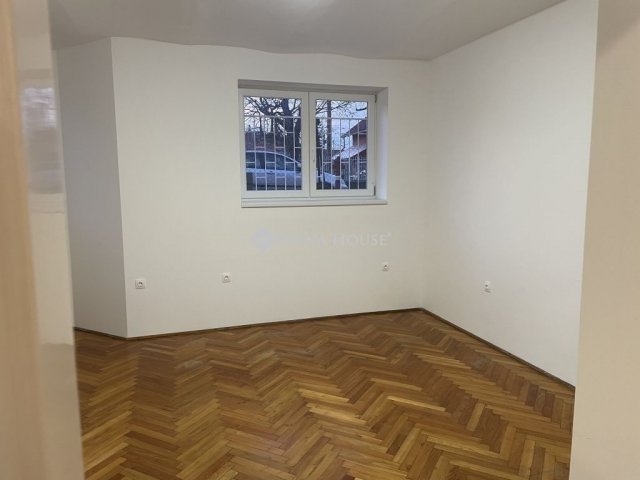 Eladó téglalakás, Budapesten, XVIII. kerületben 32 M Ft