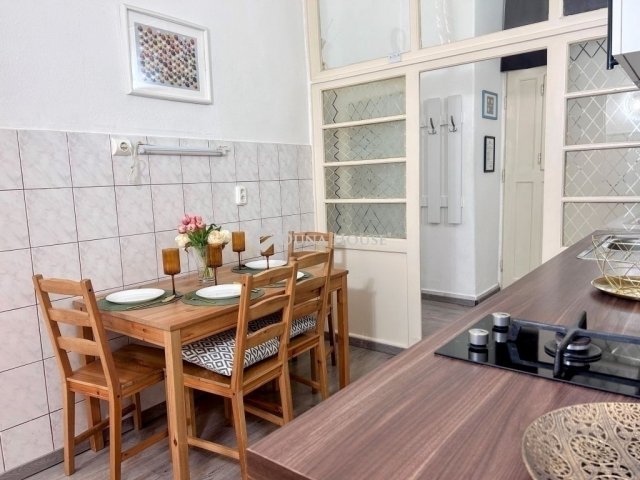 Eladó téglalakás, Budapesten, V. kerületben 84 M Ft, 2 szobás