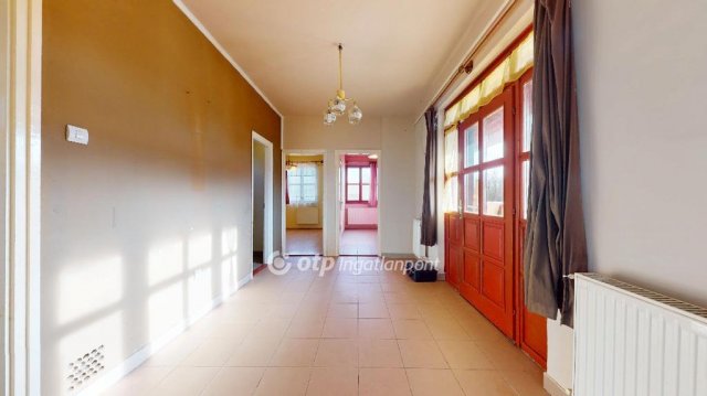 Eladó családi ház, Gulácson 16 M Ft, 1+1 szobás