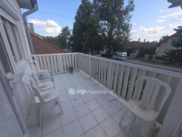 Eladó családi ház, Hajdúszoboszlón 89.9 M Ft, 8 szobás