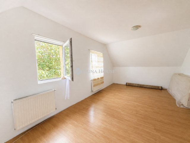 Eladó családi ház, Ócsán 99 M Ft, 7 szobás
