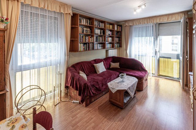 Eladó panellakás, Budapesten, IV. kerületben, Nyár utcában