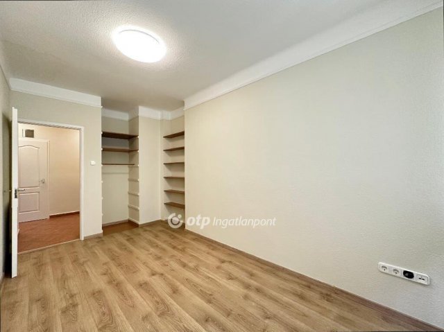 Eladó téglalakás, Budapesten, XIV. kerületben 85.5 M Ft