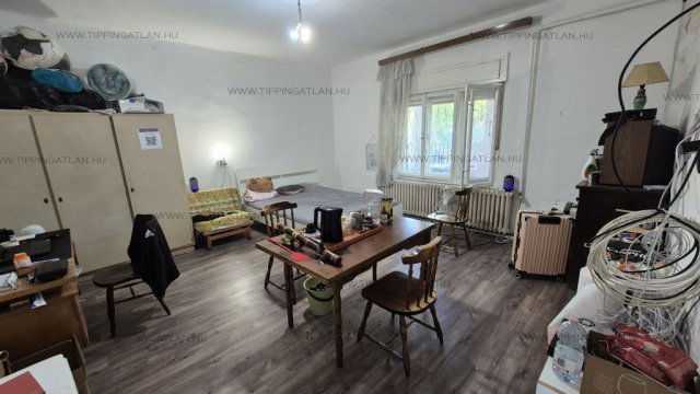 Eladó családi ház, Budapesten, XVIII. kerületben, Tünde utcában