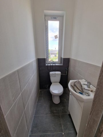 Eladó ikerház, Budapesten, XVIII. kerületben 135 M Ft, 5 szobás