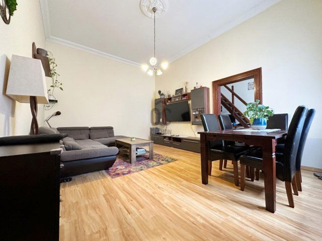 Eladó téglalakás, Budapesten, VI. kerületben 63.9 M Ft, 2 szobás