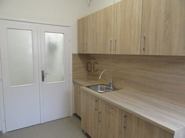 Eladó téglalakás, Debrecenben 64.9 M Ft, 2 szobás